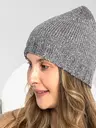 Шапка бини с пайетками